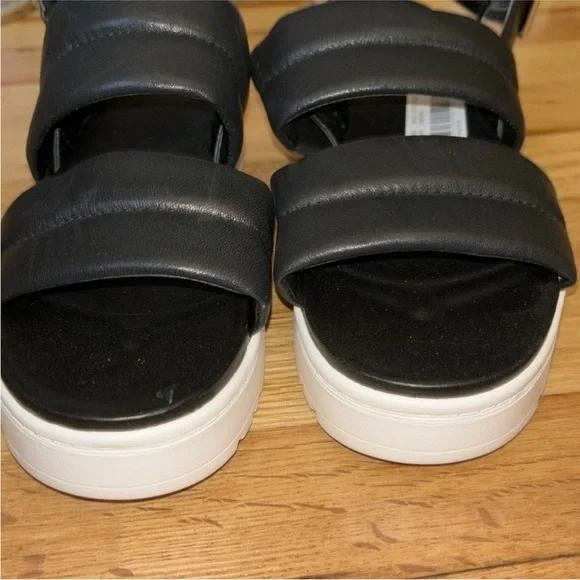 UGG Black Leather Strap Sandals - Picture 2 of 3